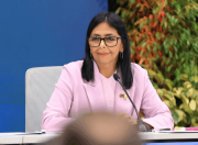 Presidenta proyecta inversión de $1.400 millones para fortalecer el Motor Hidrocarburos