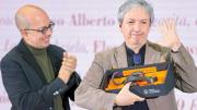 México sigue al alza: autor David Toscana gana el Premio Alfaguara