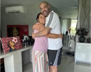 Adriano amenazó a los que estafaron a su madre