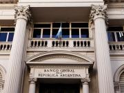 Investigación interna contra funcionarios en el Banco Central por presuntas maniobras con el dólar