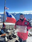 Deportista Chileno Rompe Récord Guinness Al Ascender A La Cumbre Del Cerro El Plomo Junto A La Escuela De Montaña Del Ejército De Chile