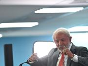 Brasil: operaron a Lula de cataratas