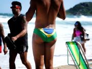 La playa de Florianópolis donde hay fiesta todo el día y es ideal para surfear: No existe otra con este estilo