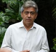 Ciudadano denuncia falsificación de su firma en demanda de inhabilitación contra Cossío