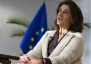 Vicepresidenta de la Comisión Europea lamentó imágenes aterradoras de Mineápolis
