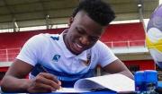 Insólito: un influencer “doble” de Vinícius firma contrato profesional en un club de Venezuela