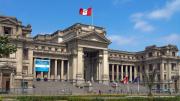 Guerra de poderes en Perú: Suprema tildó de inaceptables las amenazas del Congreso