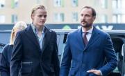Impacto en la realeza: detuvieron al hijo de la futura reina de Noruega acusado de violación
