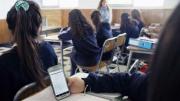 ¿Se cumple la prohibición de celulares en las aulas? Esto dicen estudiantes en La Paz