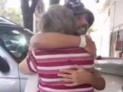 Luego de estar diez meses hospitalizado, Pablo Grillo regresó a su casa y se reencontró con su familia