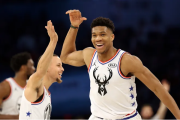 La unión Curry y Antetokounmpo cada vez más cerca de hacerse realidad