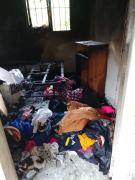 Se incendió la casa que alquilaban, los salvaron de milagro pero recibieron triste noticia