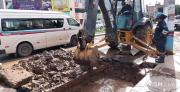 Rotura de tubería deja sin servicio de agua potable a 30 barrios de la ciudad de Puno –