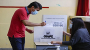 Sondeo revela que 24 candidatos a Presidencia de Perú tienen menos de 1 % de preferencias