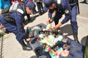 Decomisan globos pequeños para prevenir accidentes en jóvenes durante el Carnaval en Tarija
