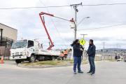 Municipio de Punta Arenas mejora iluminación en cruce del sector sur
