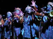 Murga ¨La Prima de Artigas¨ llegó desde Rocha y se la jugó a ¨Cara o Cruz¨