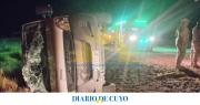 Vuelco pasando la Difunta Correa: fotos inéditas y la hipótesis del siniestro vial en Ruta 141