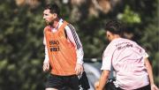 Messi volvió a entrenarse tras su lesión y crecen las chances de jugar en la MLS