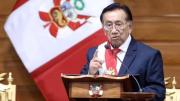 Quién es José María Balcázar, el juez y congresista que asume la Presidencia interina del Perú en medio de la crisis política