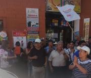 Militantes del CDC realizan una vigilia en el TED de Tarija a la espera de un pronunciamiento sobre la situación electoral de Mario Cossío