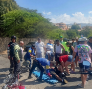 Un herido por choque en Club Bahía