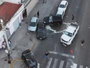 Violento choque múltiple en Quilmes: siete autos involucrados y tres heridos por un conductor que cruzó el semáforo en rojo