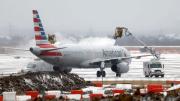 Monstruosa tormenta de nieve provoca la cancelación de más de 7.000 vuelos en EEUU