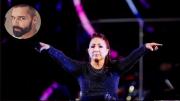 ¿Ricky Martin en el show de Gloria Estefan en Viña 2026? Corista desata comentarios por su sorprendente parecido