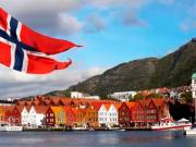 Noruega busca trabajadores que hablen castellano: pagan hasta 5.000 euros por mes y no hace falta saber el idioma local