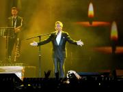 Dos horas de hits después de cuatro años de espera: Montaner volvió, cantó en familia y revalidó el trono romántico