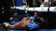 Impactante nocaut en Detroit: un boxeador se desplomó en su esquina y generó preocupación