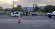 Fortísimo accidente en la Ruta 40 terminó con un auto destrozado y un camión volcado