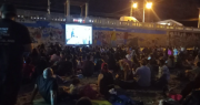 Cine al aire libre en Playa San Mateo: exhiben “Perro Bomba” frente al mar