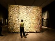 El Malba presenta a la artista colombiana Olga de Amaral con una muestra sobre su monumental obra textil