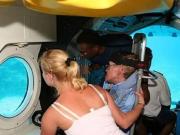 Tras la apertura de los archivos, publican nuevas fotos de Stephen Hawking en la isla de Jeffrey Epstein