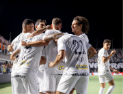 Neymar rescata al Santos en una noche discreta de Miguel Terceros