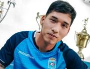 “Me sentía solo”: Chura revela el particular motivo por que retornó de Grecia