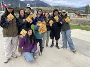 Quien se apura en la Patagonia mata la fauna: Comunidades locales impulsan campaña para prevenir atropellos de huemules en Cerro Castillo