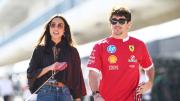 Video: Charles Leclerc dio el “sí” y paseó en una Ferrari de 30 millones de euros