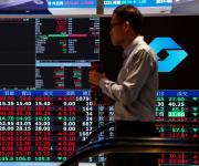 Las monedas de refugio se aprecian tras los ataques del fin de semana contra Irán