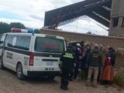 Mujer con heridas de arma blanca es hallada sin vida en Caracollo junto a una bebé; investigan feminicidio