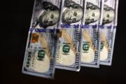 Dólar cierra con alza de casi $ 10 por compras globales y fuerte alza del petróleo tras escalada del conflicto en Medio Oriente