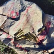 Al recordar a su hijo encontró balas, pero la Policía aclaró que no fue en un cementerio