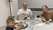 La primera cena de Nahuel gallo con su familia tras regresar al país: ¿Qué comida pidió?