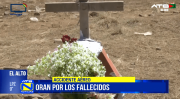 Vecinos levantan altar en zona de tragedia aérea en El Alto