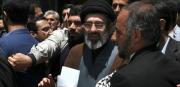 Irán empieza el proceso de elección del nuevo líder supremo: Un hijo del difunto Ali Jamenei es candidato a reemplazarlo