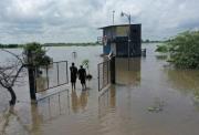Inundaciones en Guayas: el drama humano de los que pierden todo por las lluvias