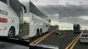 Maniobra ilegal: un ómnibus rebasó a varios autos durante un tramo con doble línea amarilla en Ruta 3