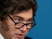 Te van a salir los dólares por las orejas, que no se vayan a inflación, el pedido de Milei al presidente del Banco Central frente a inversores extranjeros en Nueva York